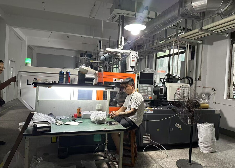 Quality control inspection station